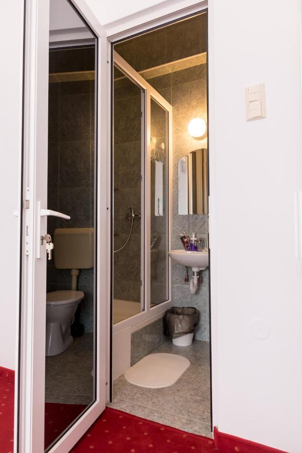 Bao Apartament & Rooms Oradea Eksteriør bilde