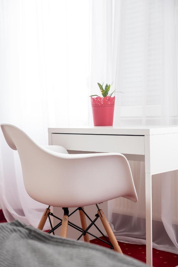 Bao Apartament & Rooms Oradea Eksteriør bilde